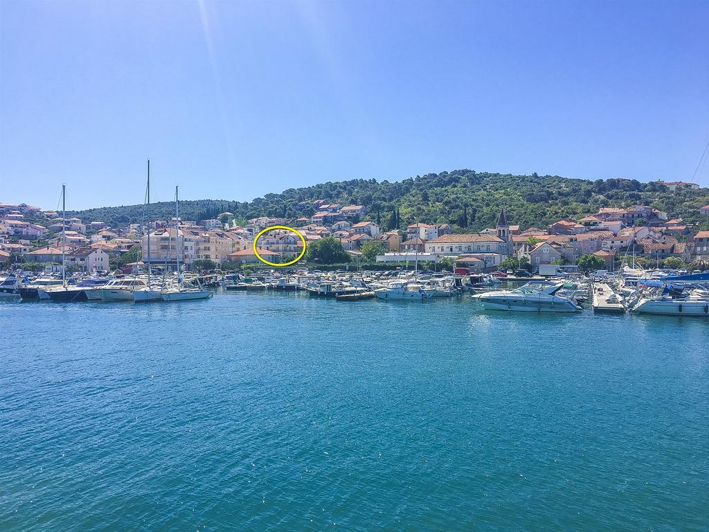 Apartments And Rooms Iva Trogir Exterior foto